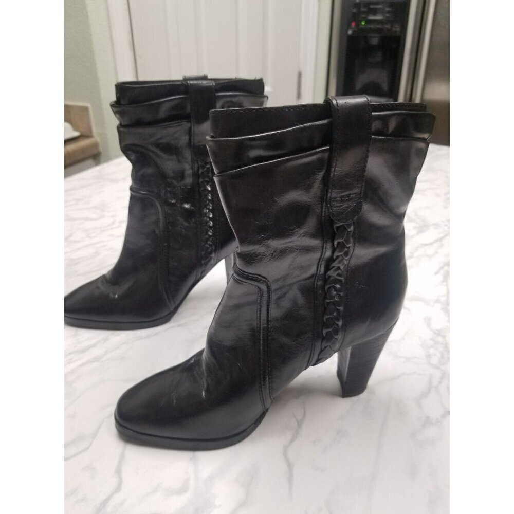 7 for all mankind Black Pull On Boots flaw RIP on inside recently conditioned
